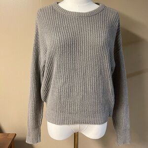 Urban Outfitters Knit Sweater Size Small
